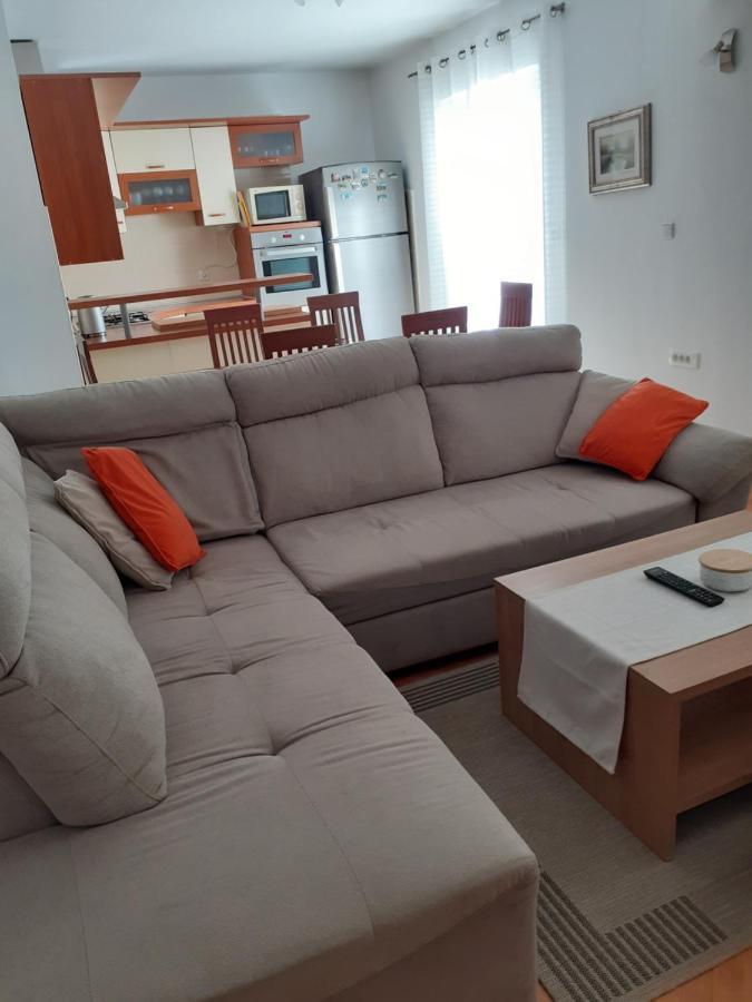 Apartman Maja & Marin Apartment Biograd Na Moru Luaran gambar