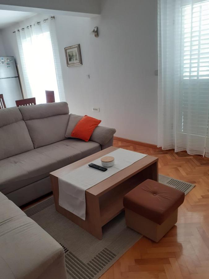 Apartman Maja & Marin Apartment Biograd Na Moru Luaran gambar